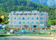 Отель La Perla Resort  Hotel